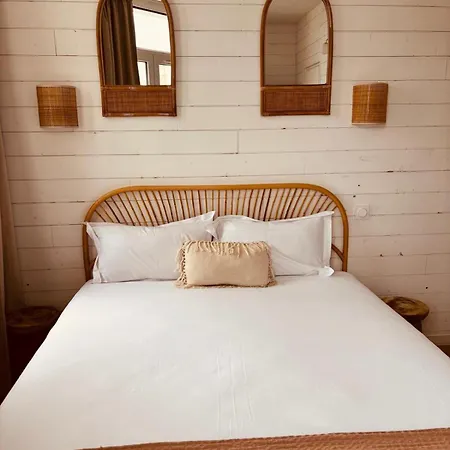 Le Britannic - Centre Gare- Hotel 2*